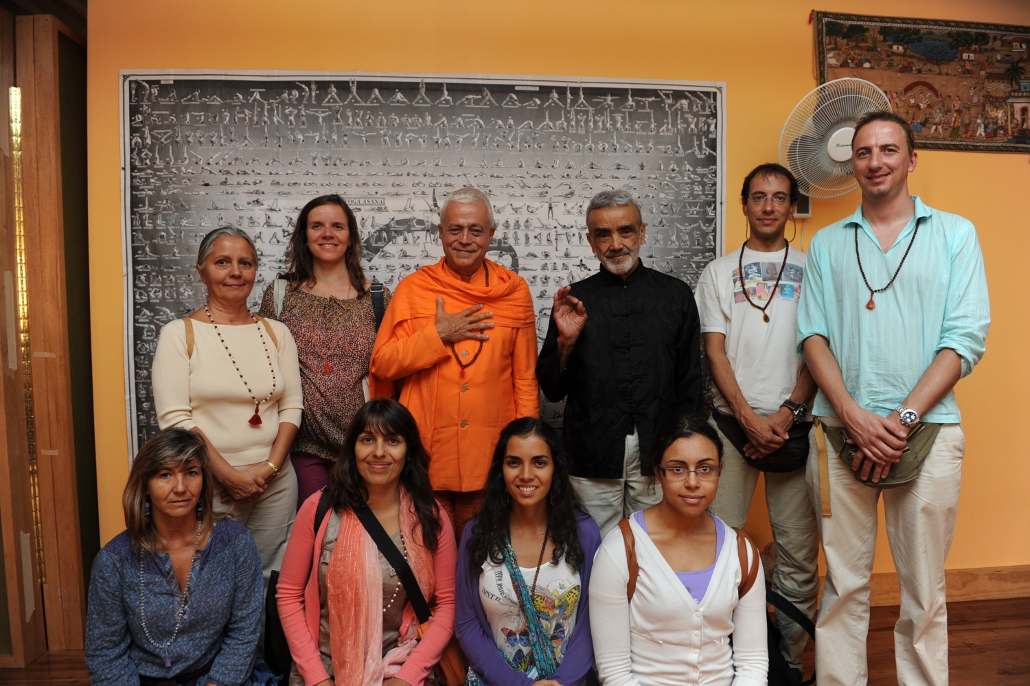 Encontro de H.H. Jagat Guru Amrta Sūryānanda Mahā Rāja com Shrí Dharma Mittra - Dharma Mittra Áshrama, New York - 2012, Setembro