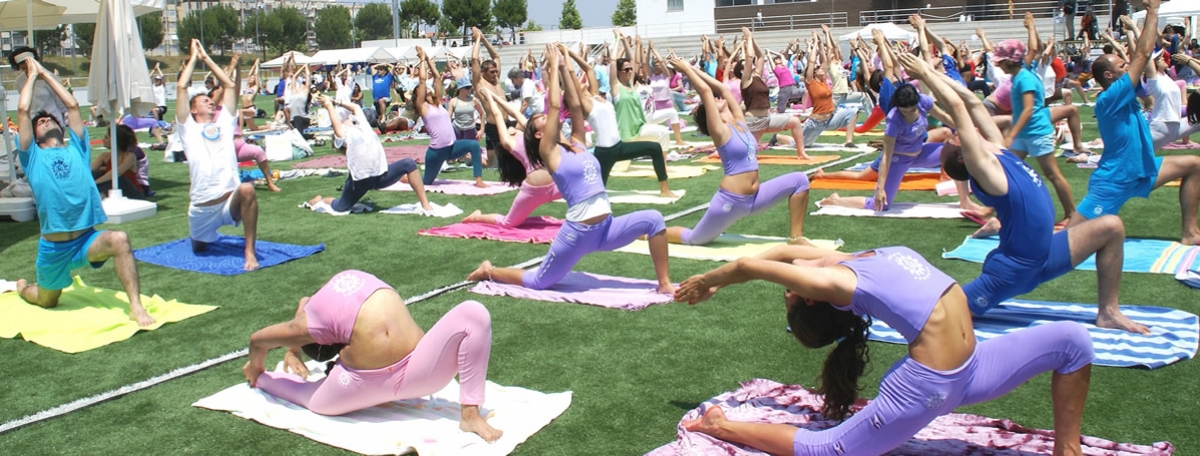 3. International Day of Yoga- 2010 - Almada - Yoga Mega Class